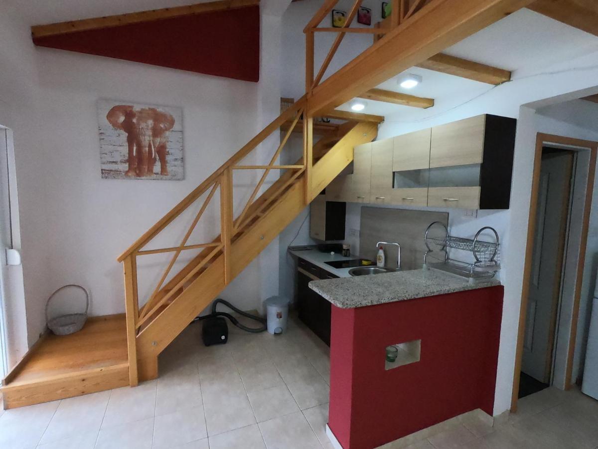 Villa Lyra Требине Екстериор снимка
